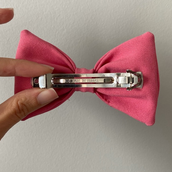 FREE WITH $15+ Purchase // American Apparel Pink Hair Bow - Picture 2 of 3